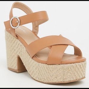 NEVER WORN Torrid Raffia Strap Wedge Heel Sandal - cognac/tan size 12 wide